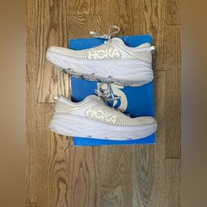 HOKA BONDI 7 Men’s Full White Athletic Running Shoes Size 9.5 US